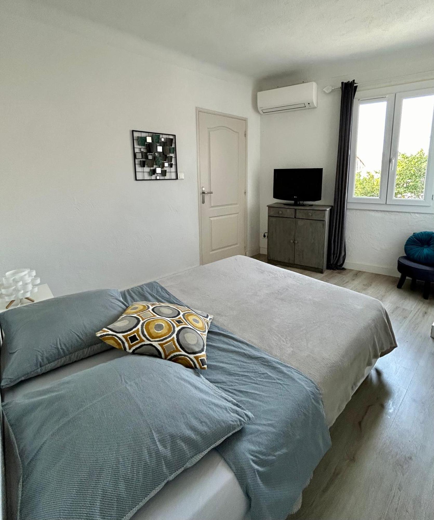 Magnifique Appartement Devant La Plage Propriano  Ngoại thất bức ảnh